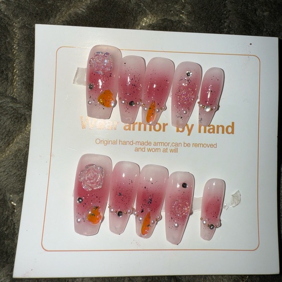 Pink Glitter Press-On Nails - Picture 7 of 8